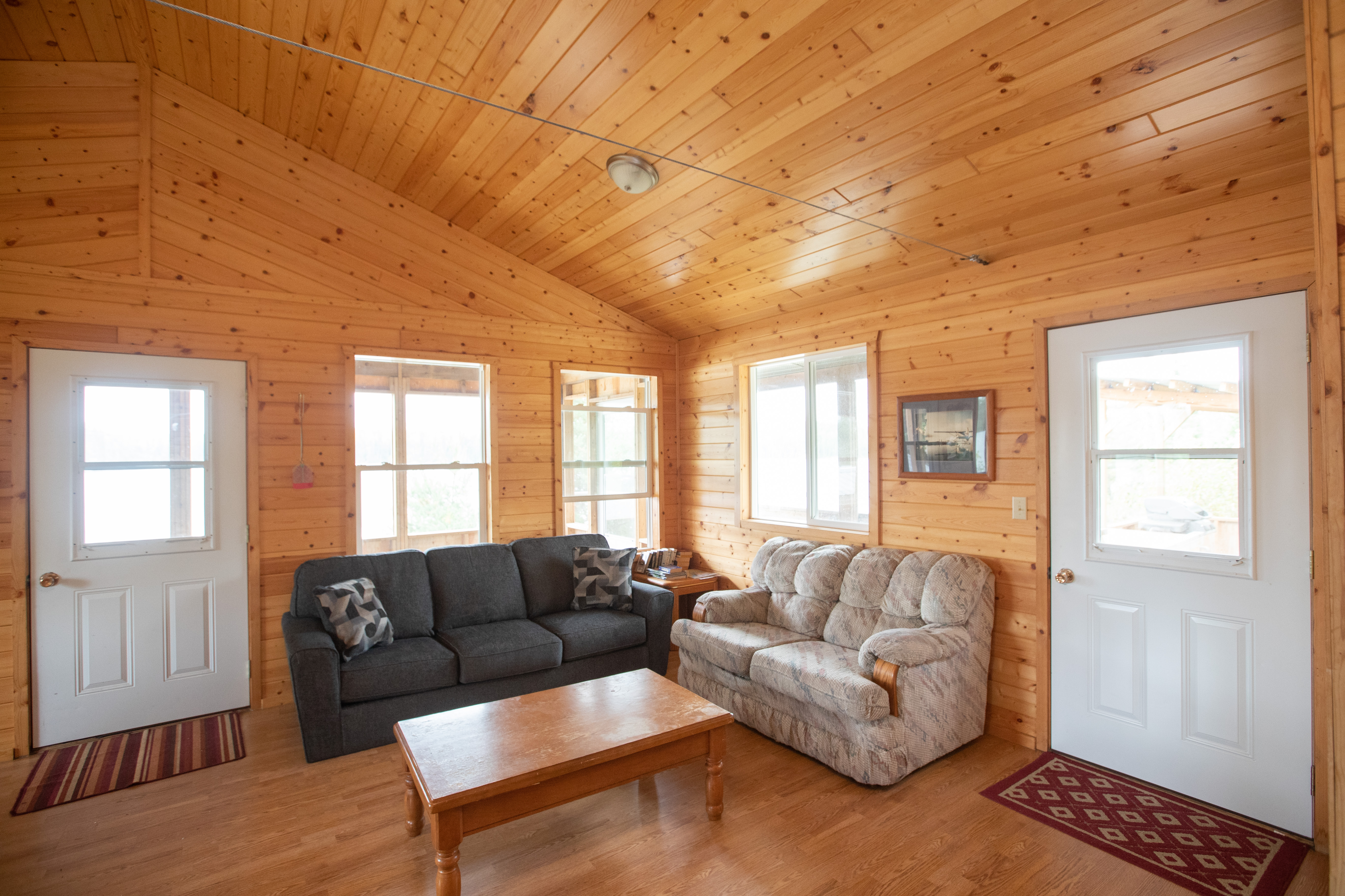 Cleftrock lake outpost cabin